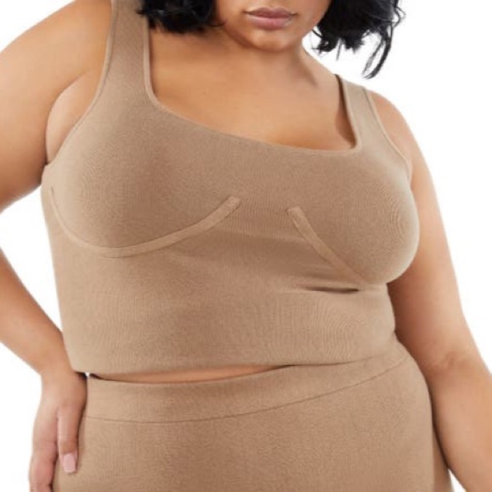 NWT Good American "Cupped Crop Top" Ribbed Knit Scoopneck Nude Bustier Plus 2X - Picture 7 of 12